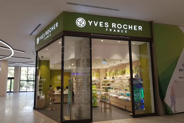 yves rocher mağaza tasarımı